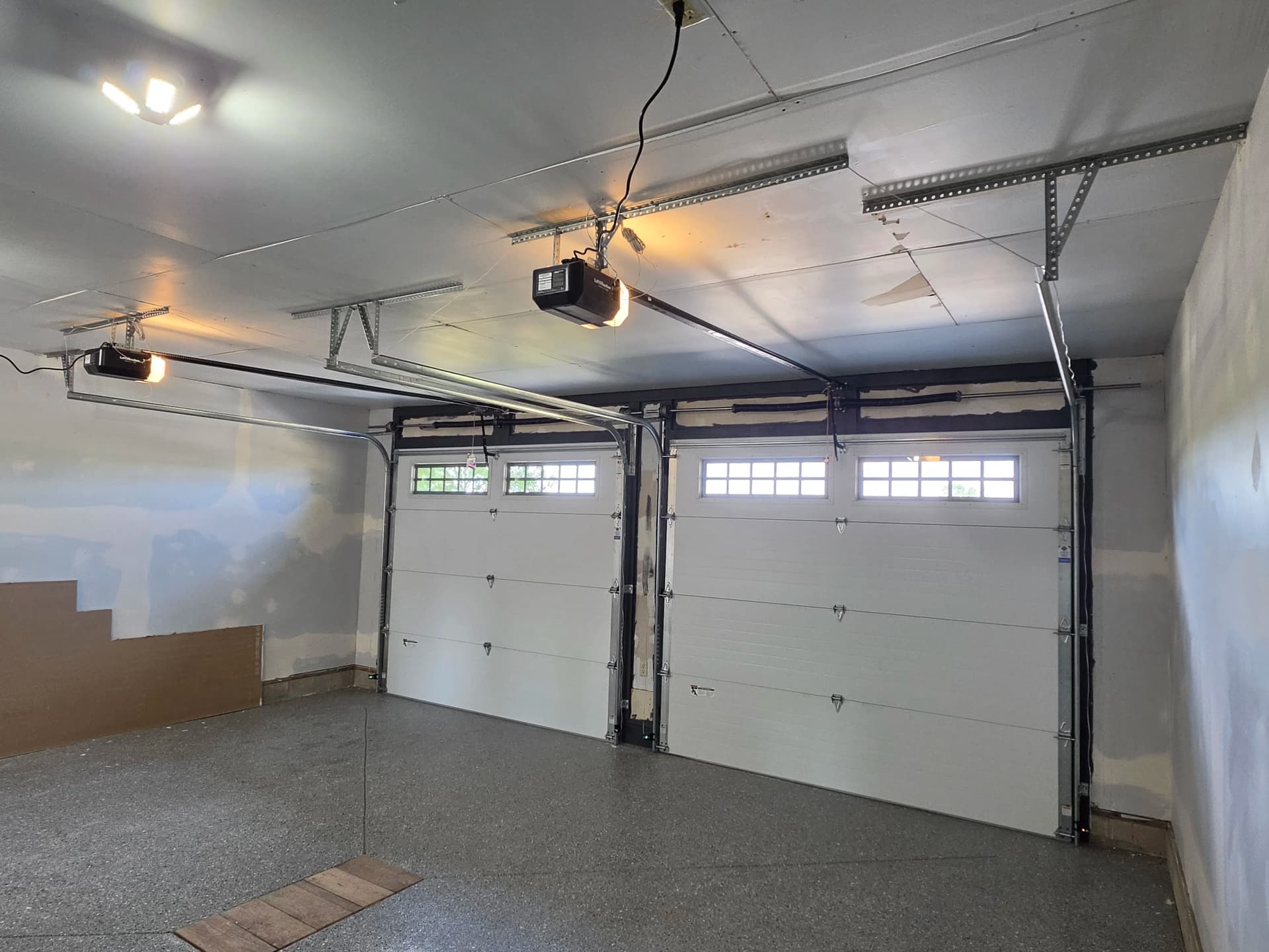 Gallery photos for AP200 Garage Door Install - Before and After Done Right: Image #1