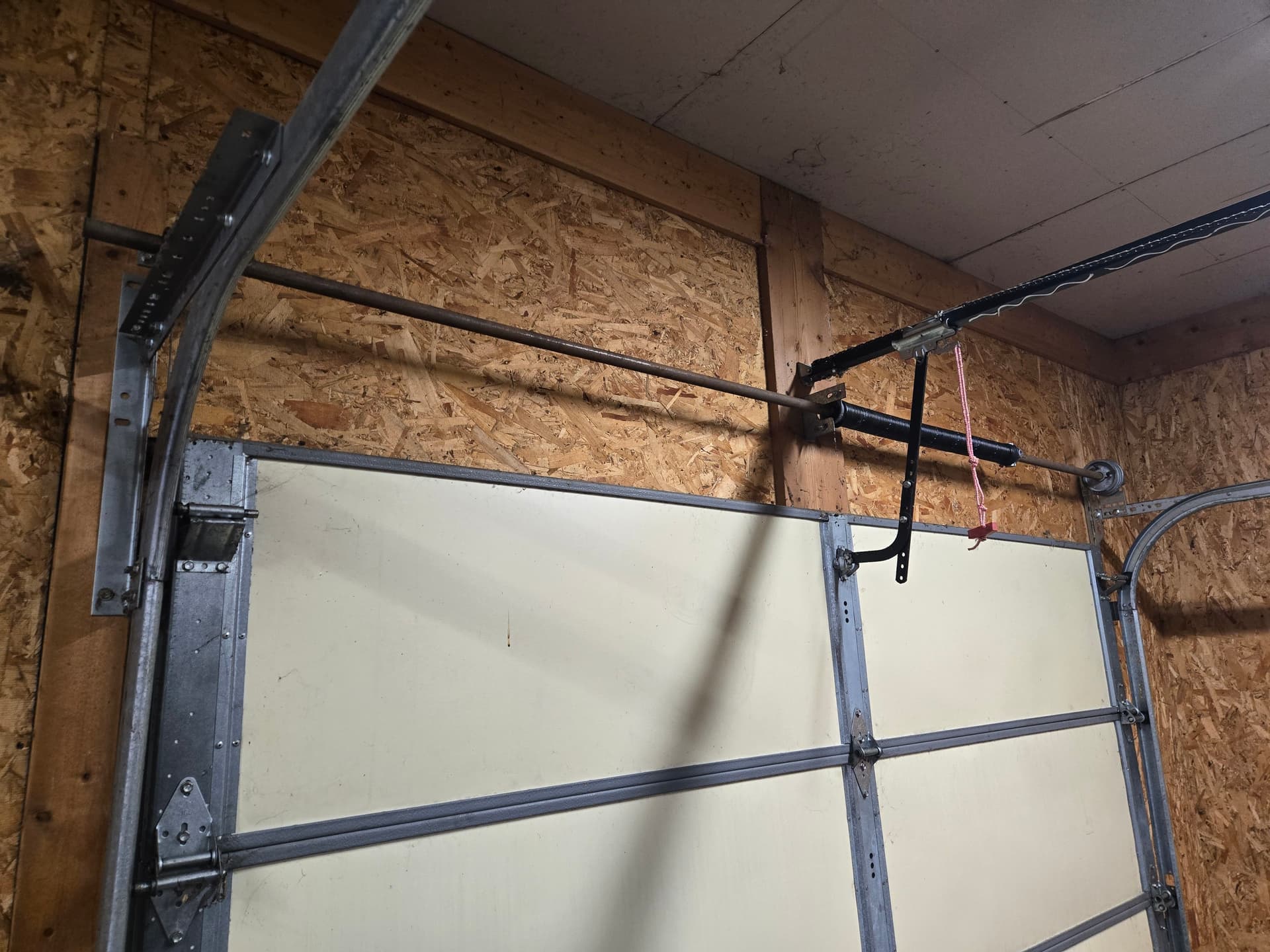 Gallery photos for Smooth Garage Door Transformation: Image #2