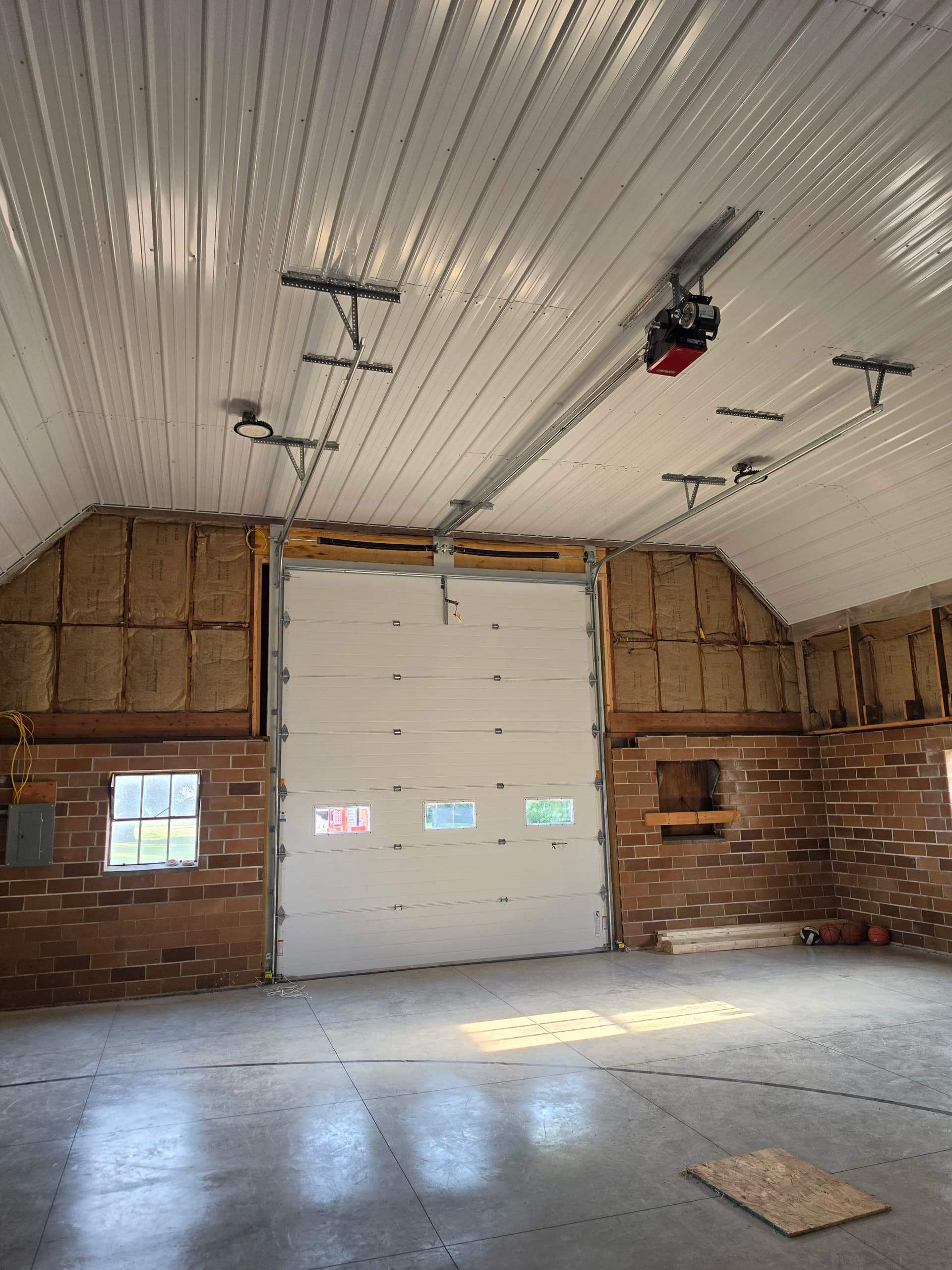 Gallery photos for Large Commercial Overhead Door Installation Done Right: Image #2